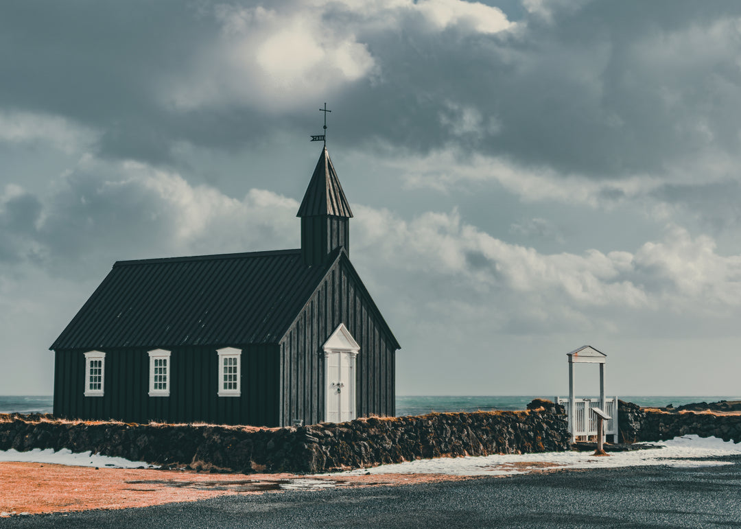 BLACK CHURCH, ISLANDIA